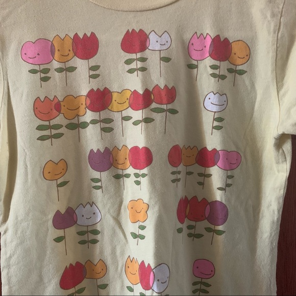 Loyal Army Yellow blouse with Tulips - Picture 3 of 4